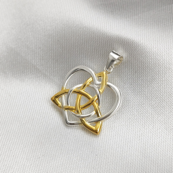 Producto - Dije Nudo Celta de Amor Corazón en Plata 925 Bañado en Oro - 1