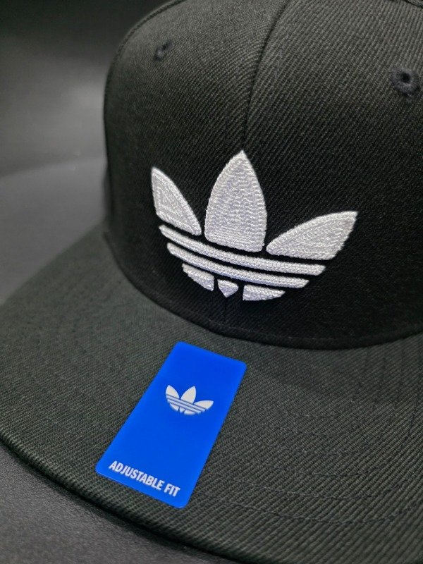 Gorra Adidas Originals Snapback 2026 black/green — imagen 3