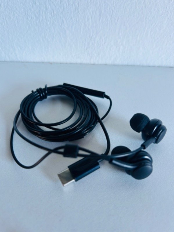 Producto - Auriculares manos libres earphone con ficha Tipo C - 3