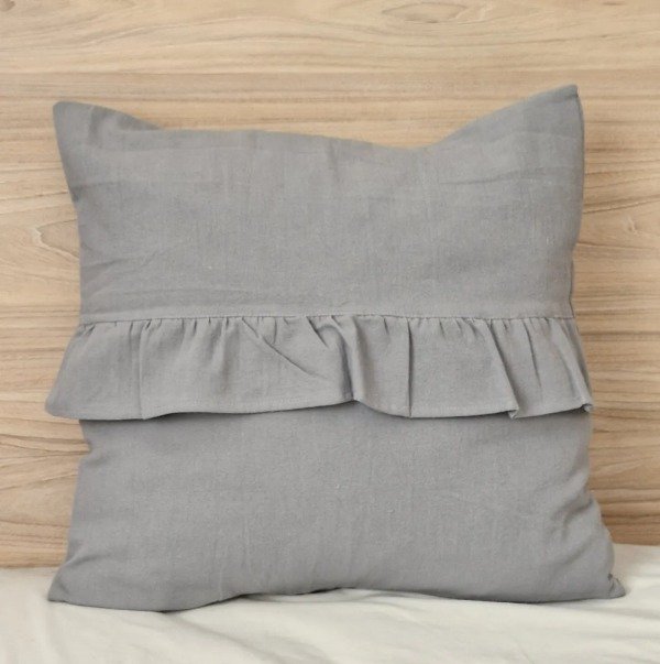 Producto - Almohadón Volados Gris 50x50