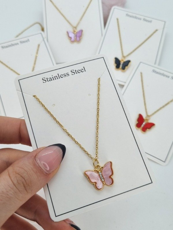 Producto - Cadena acero dorado dije mariposa nacar det strass chica