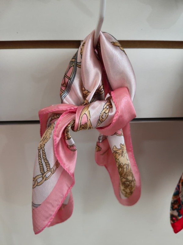 Producto - Pañuelo rosa bebé