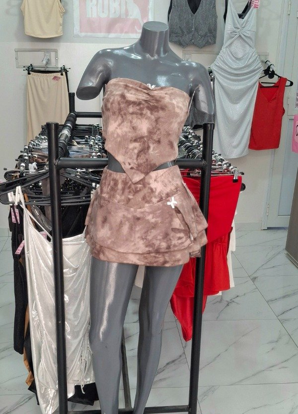 Producto - Conjunto batick short pollera y top