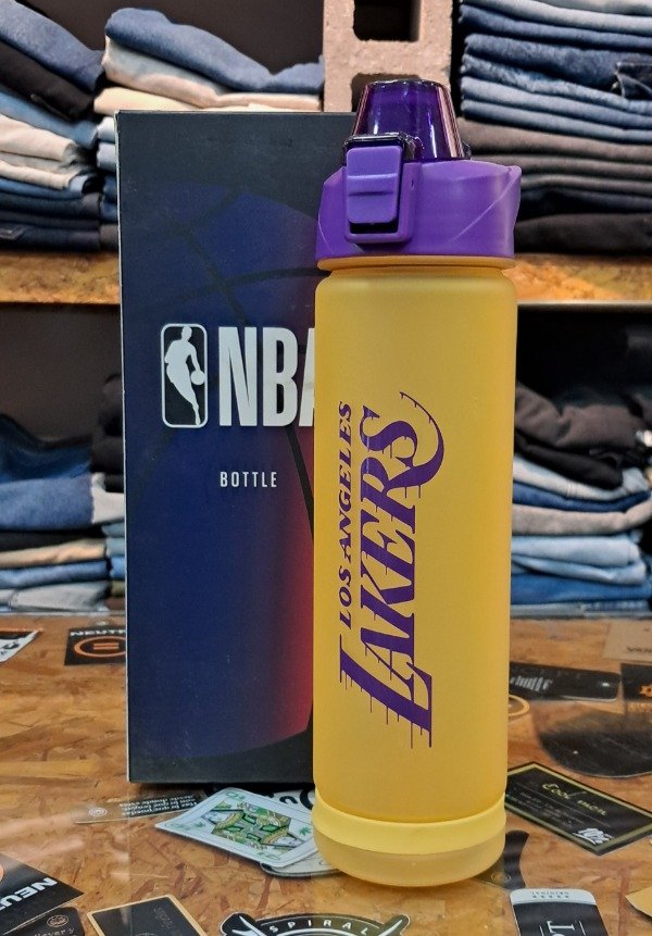 Producto - BOTELLA NBA