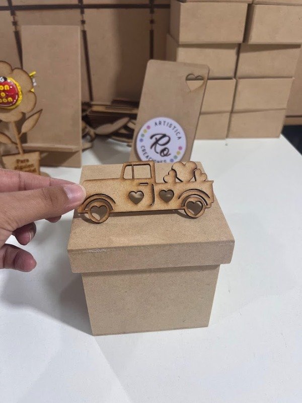 Producto - APLIQUE CAMION CORAZON 10CM