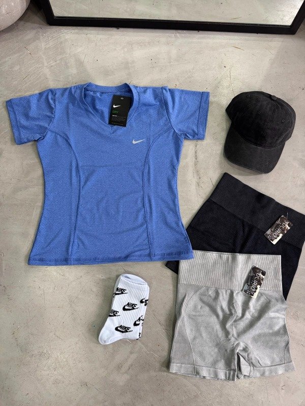 Producto - REMERA NIKE DRI-FIT DAMA (CURVA) - 5