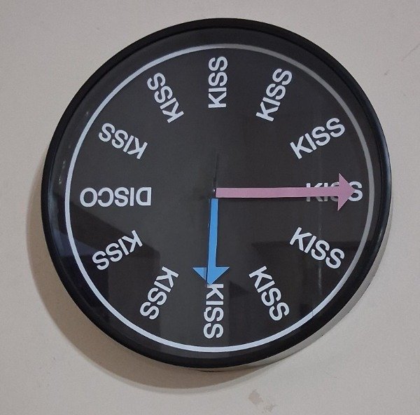 Producto - Reloj Kiss All The Time. Disco, Occasionally. Harry Styles