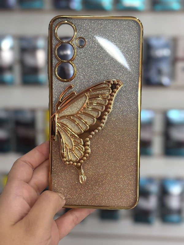 Producto - Case mariposa dorada G15