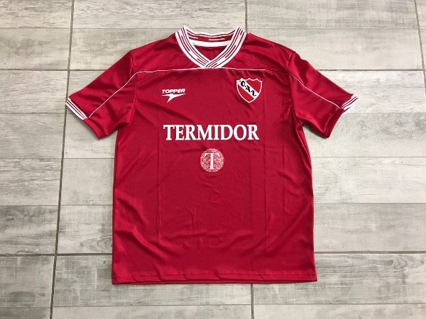 Producto - Camiseta retro de Independiente termidor roja
