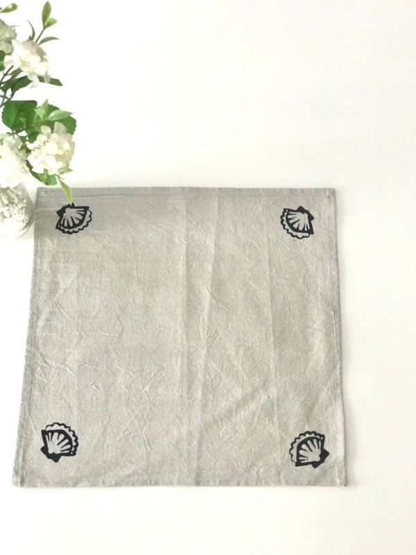 Producto - JUEGO DE SERVILLETAS - PACK X 4