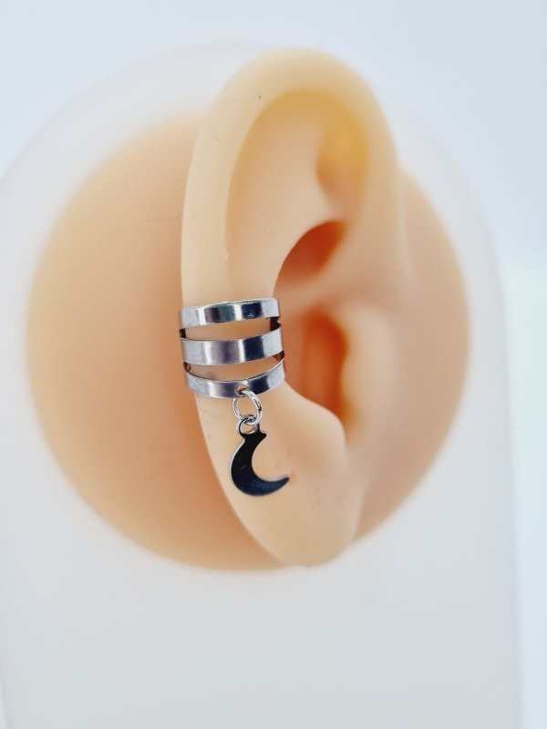 Producto - Aritos cuff acero quirurgico ancho triple con dije forma plat