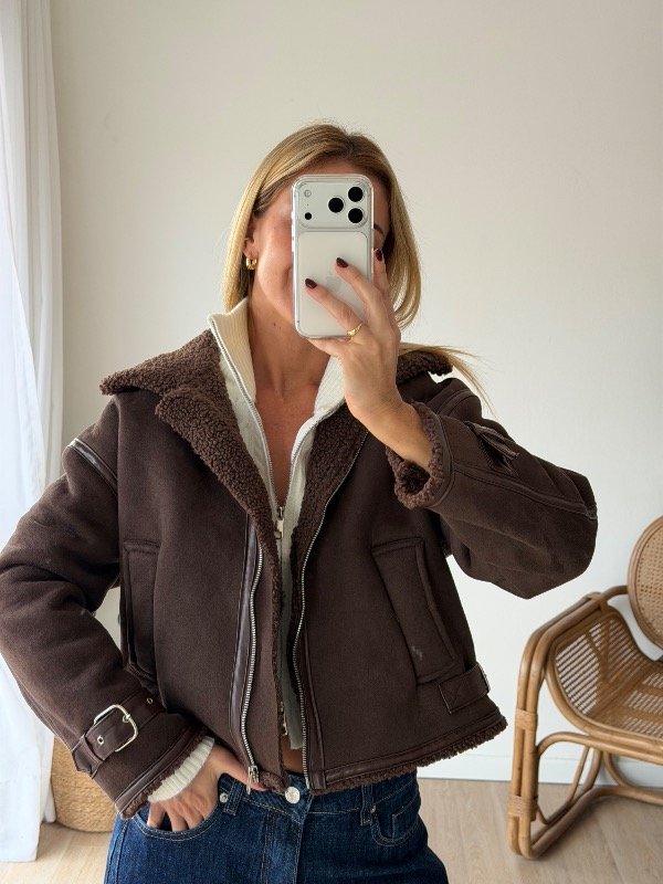 Producto - CAMPERA GAMULAN