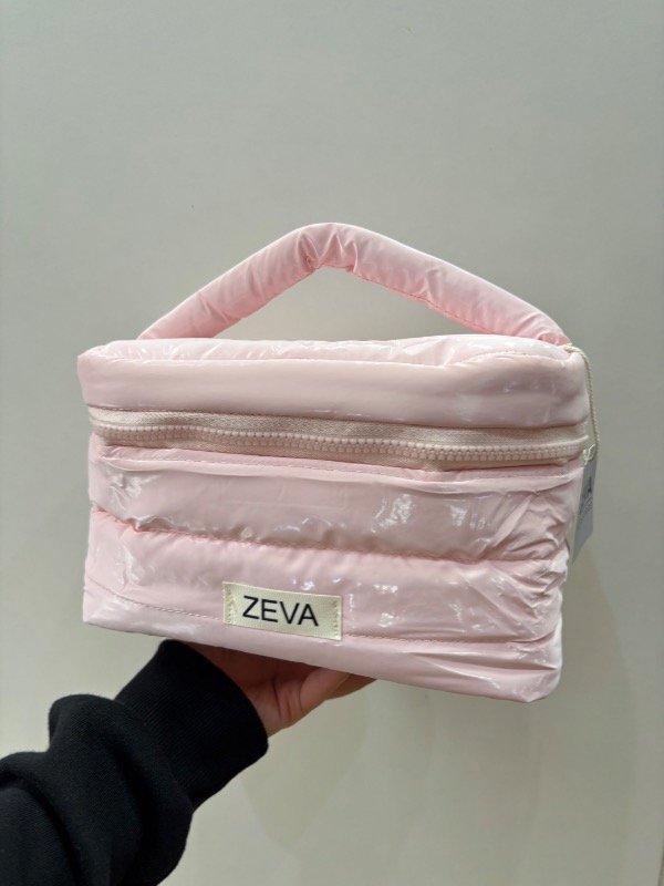 Producto - Portacosmetico Puffer Rosa bebe