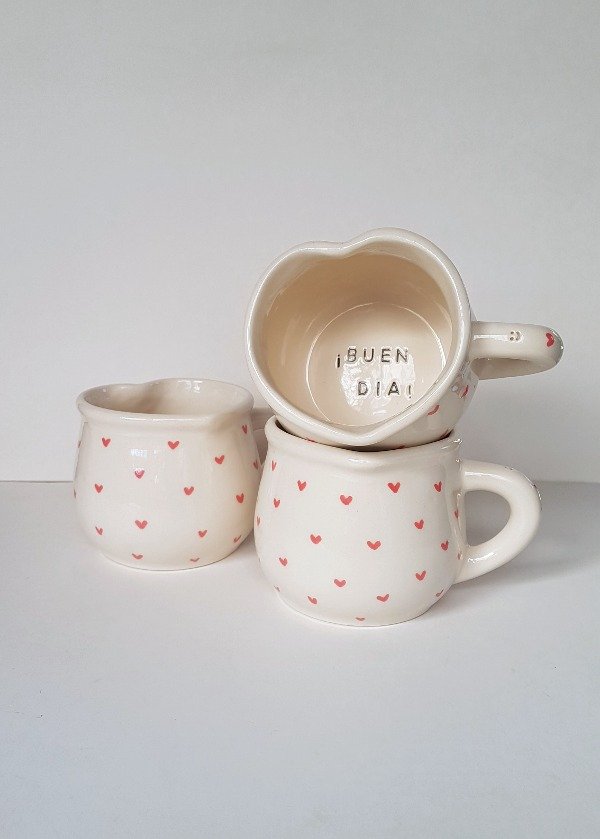 Producto - Tacita corazones rojos