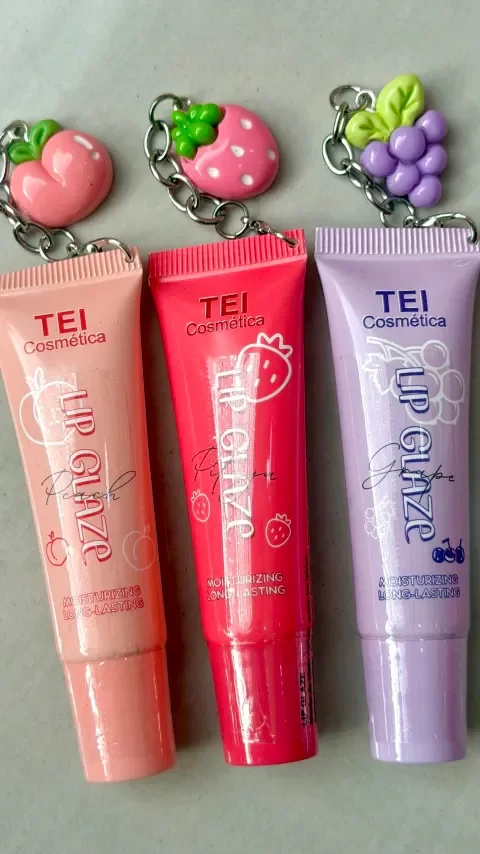Producto - BRILLO LABIAL FRUTAL CON LLAVERO TEI