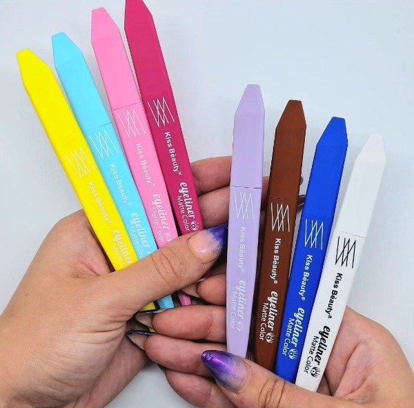 Producto - Delineador de colores Kiss Beauty