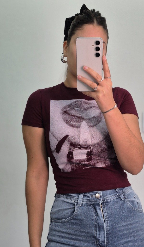 Producto - Remera fuego bordo