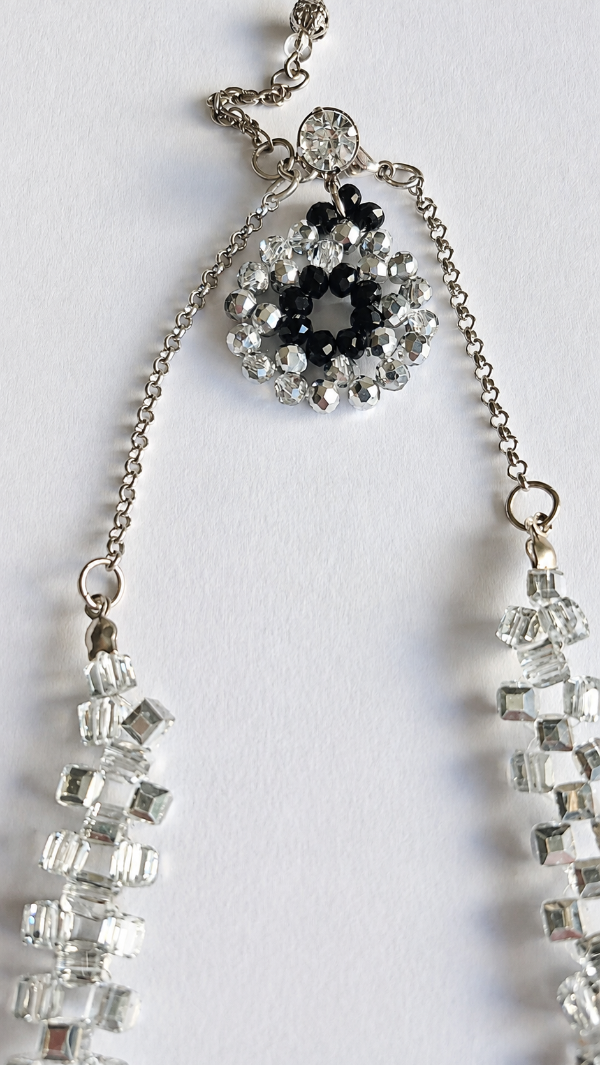 Producto - Collar Cubico Plata y Negro - 10