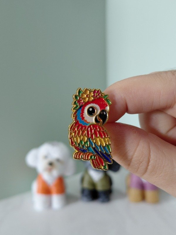 Producto - Pin metalizado - Loro en dorado #3023