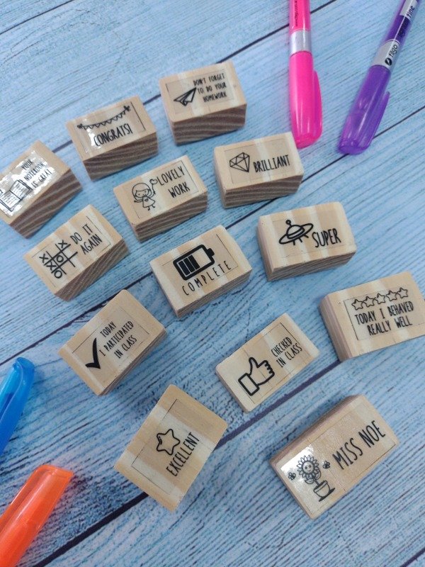 Kit Sellos para Corrección en Inglés x12 +1 PensarCreativo Librería