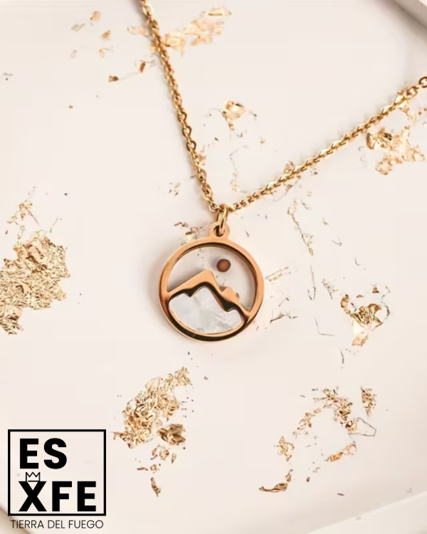 Producto - Collar de Fe con Semilla de mostaza