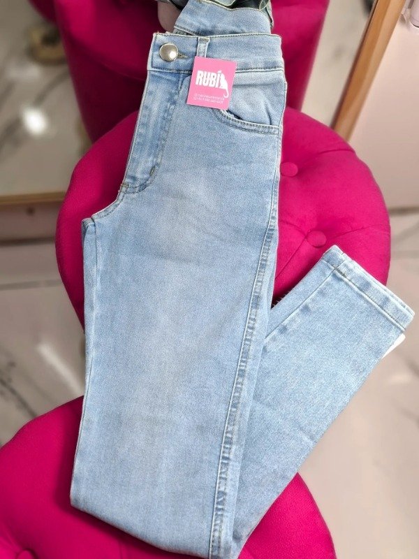 Producto - Jeans Chupin elastizado tiro alto