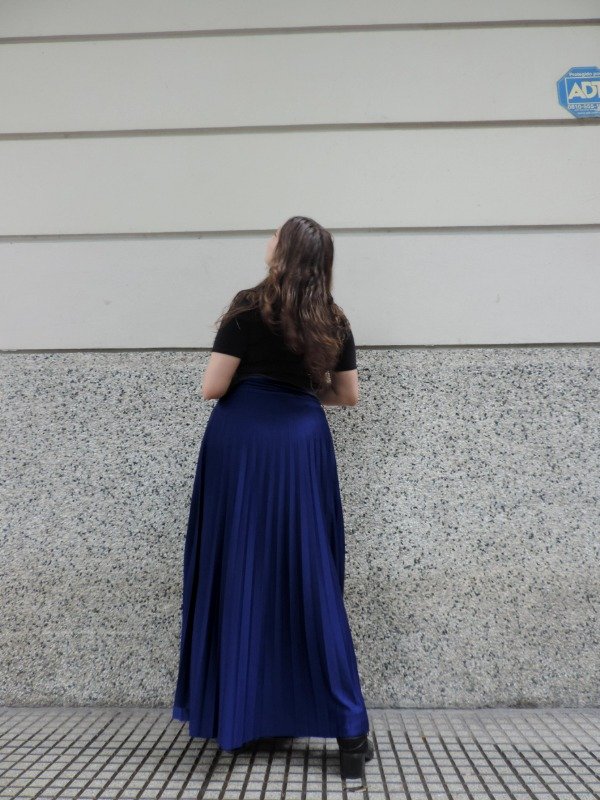 Producto - Maxipollera Plisada Azul (S/M)