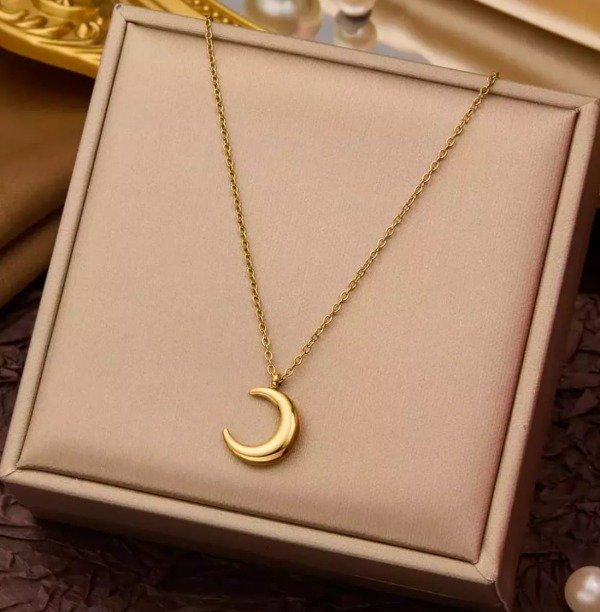 Producto - COLLAR LUNA. ACERO DORADO