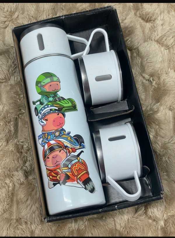 Producto - Termo capybara 500cc con tazas