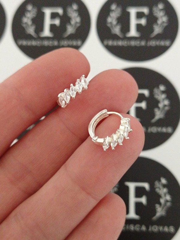 Producto - Aros Abril (por par)
