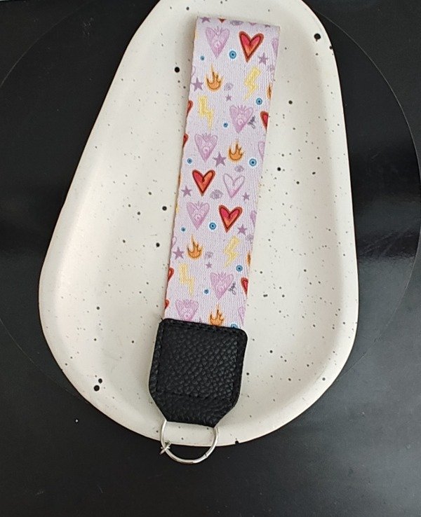 Producto - Llavero cinta Corazones y rayos largo