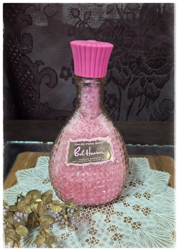 Producto - Antiguo Frasco con sales para baño