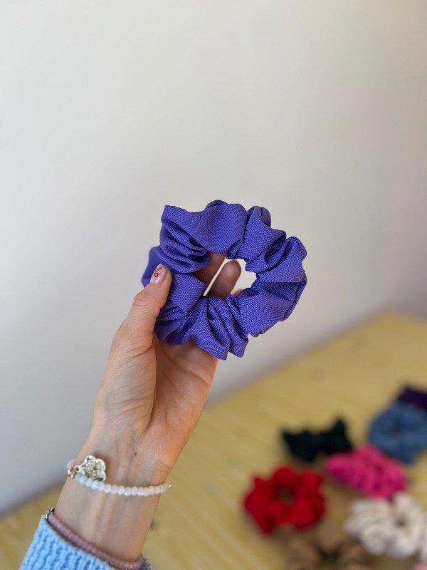 Producto - Scrunchie tropical violeta claro - 0