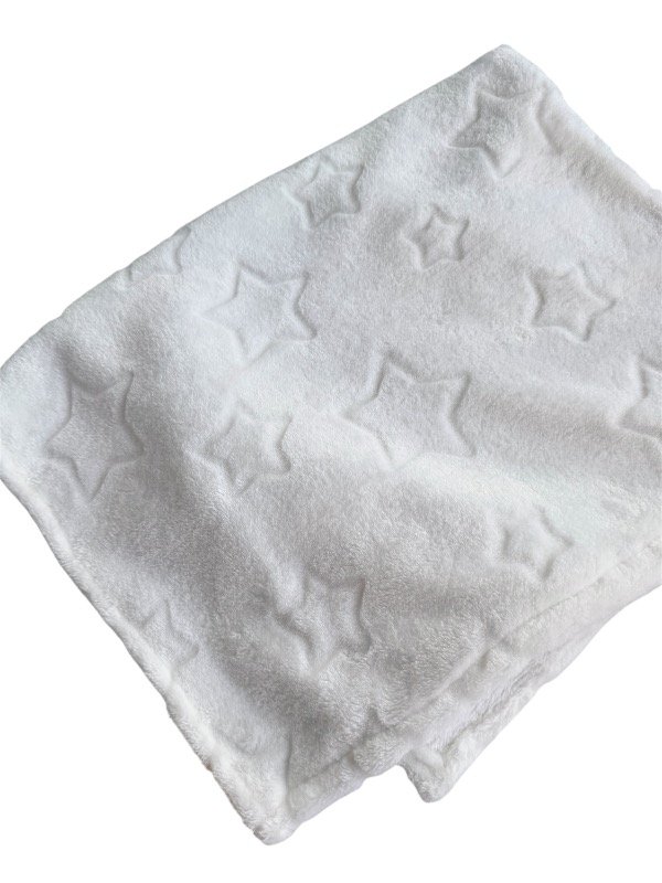 Producto - Manta polar con relieve blanca