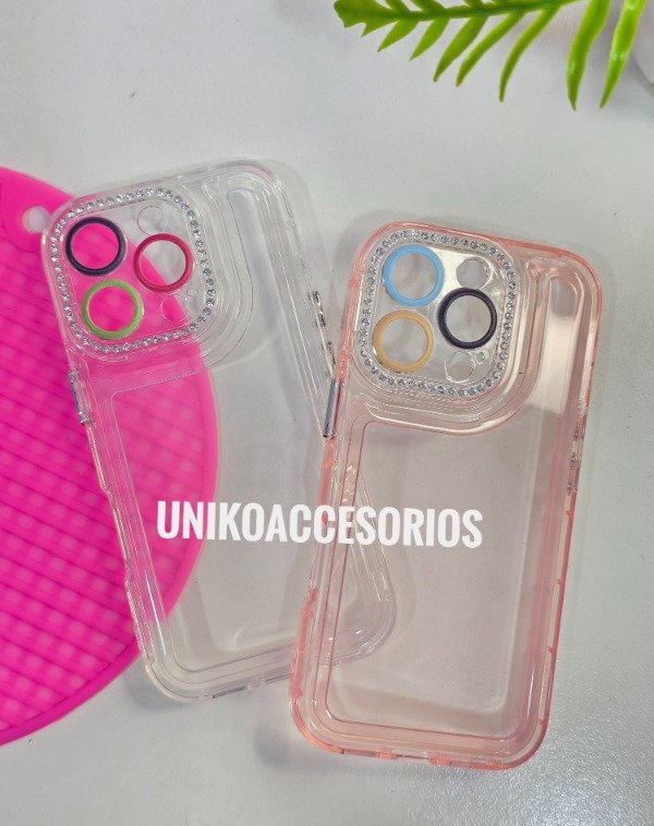 Producto - Funda Iphone 16 pro (75)