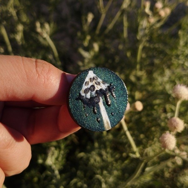 Producto - Prendedor inky cap verde