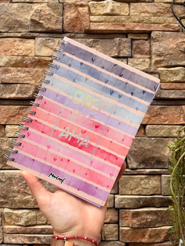 Producto - Cuaderno a5 tapa semi rígida. CORAZÓN