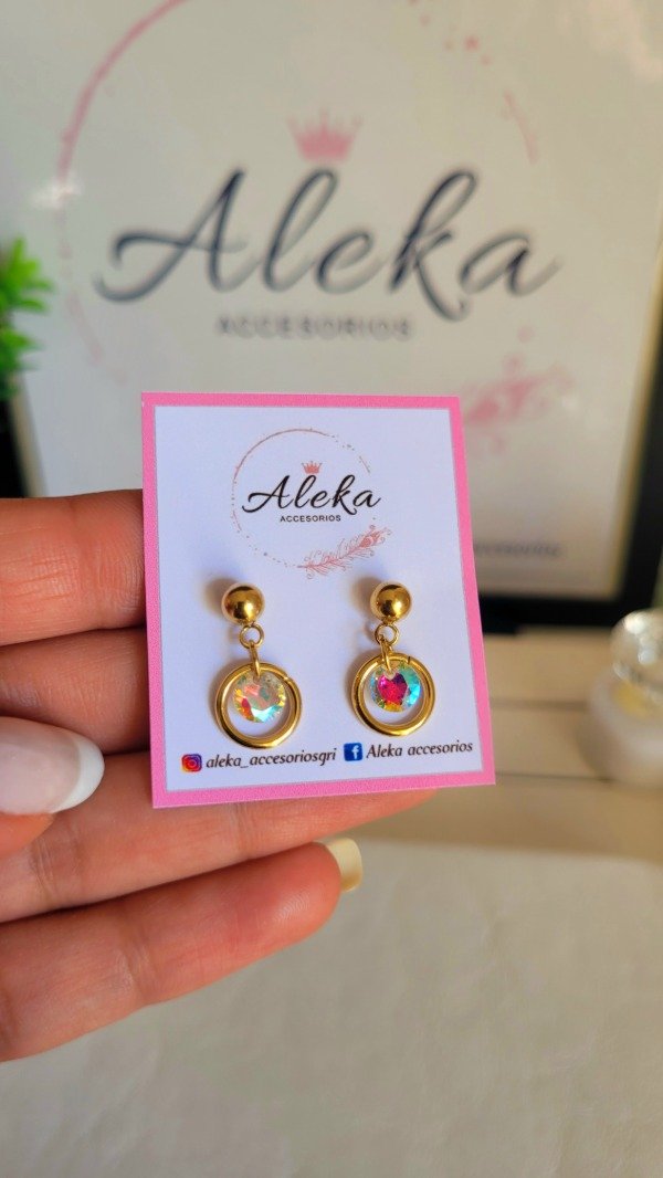 Producto - Aros redondos con cubic colgante de acero dorado - 0