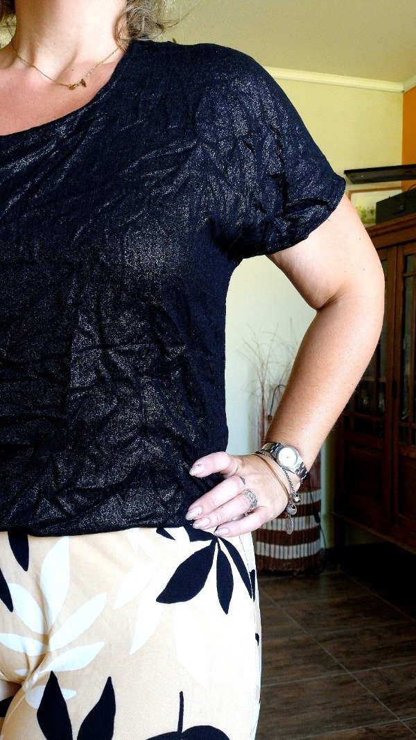 Producto - Remera Mnaga Japonesa Lino Brillos