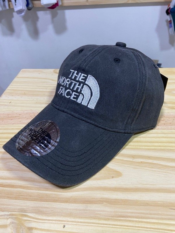 Producto - GORRA TNF (NEGRO)
