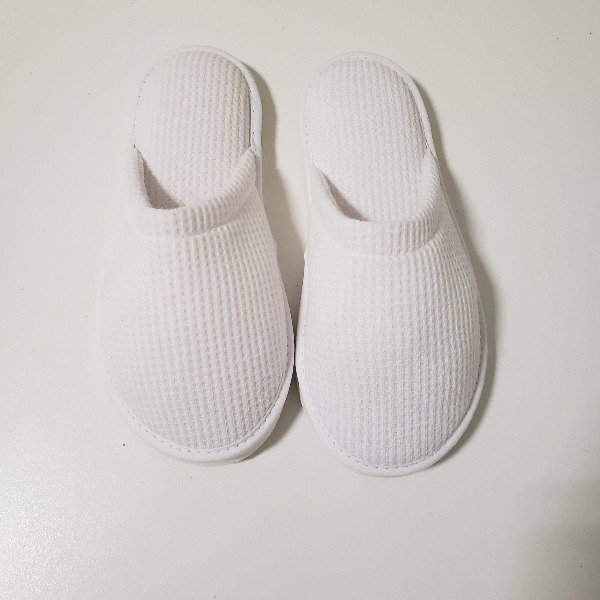 Producto - Pantufla Mujer Waffle - Blanca (Preventa)