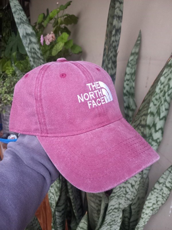 Producto - gorra "nort face" (bordó)