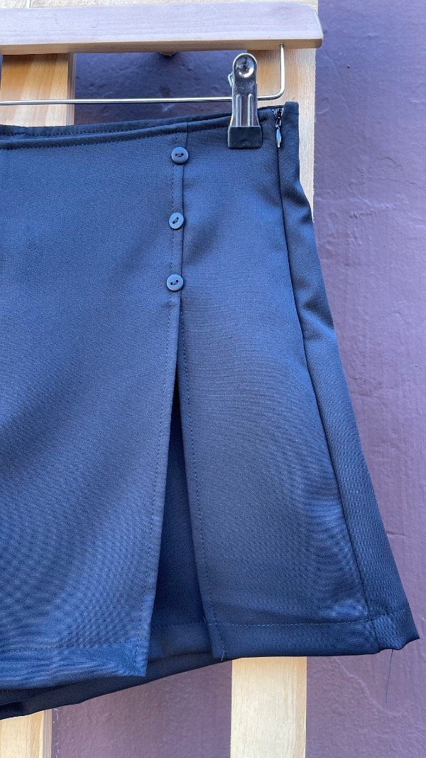 Producto - SHORT POLLERA BOTONES (2 colores) - 6