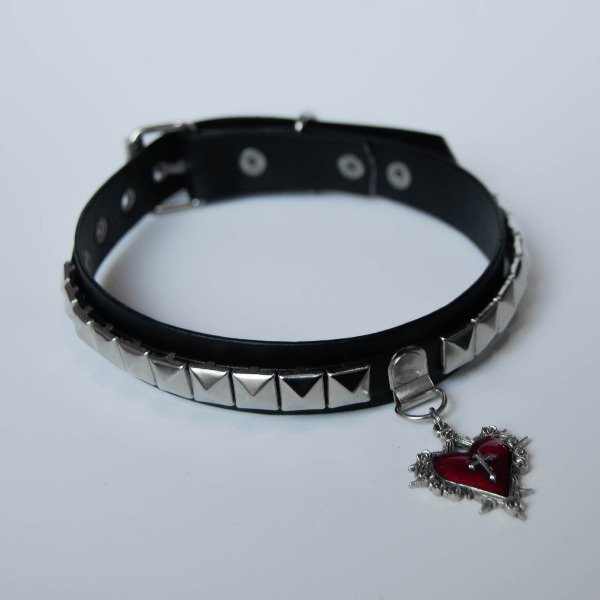 Producto - Choker con tachas Doll