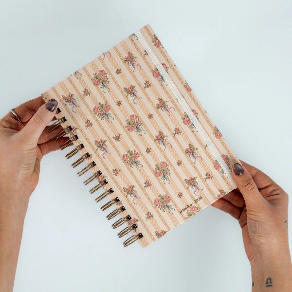 Producto - Agenda 2026 shantilove - la vie en rose!