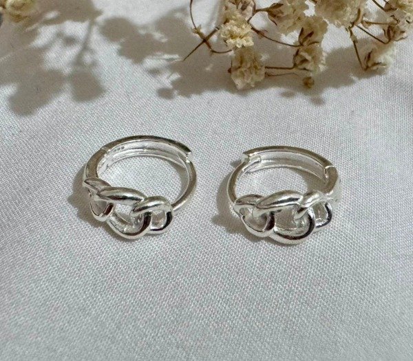 Producto - Aros huggies Mirna