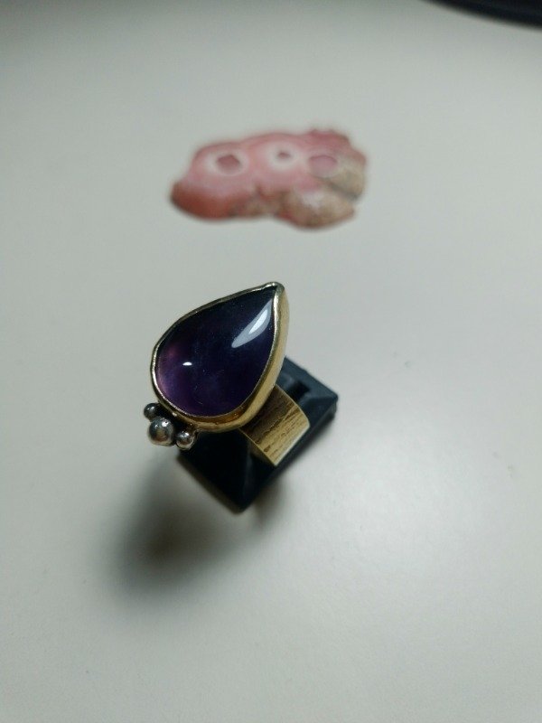 Producto - Anillo de Amatista, bronce y Plata
