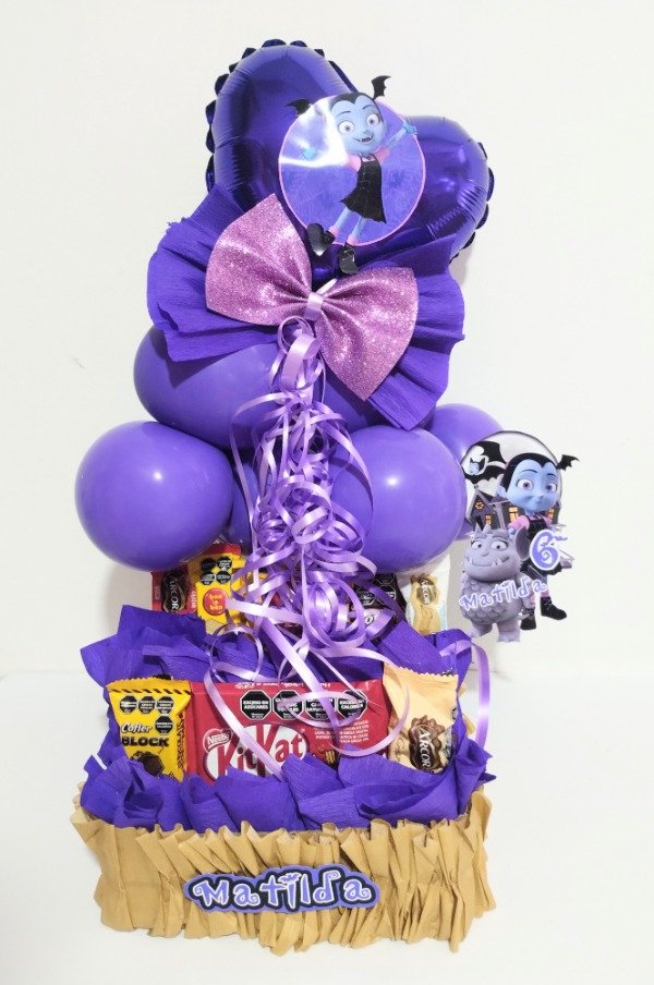 Producto - Arreglo de globos vampirina