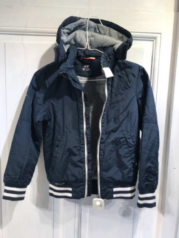 Producto - Campera HyM bomber azul interior gris- Talle 8/9 años- PRECIO: 44x