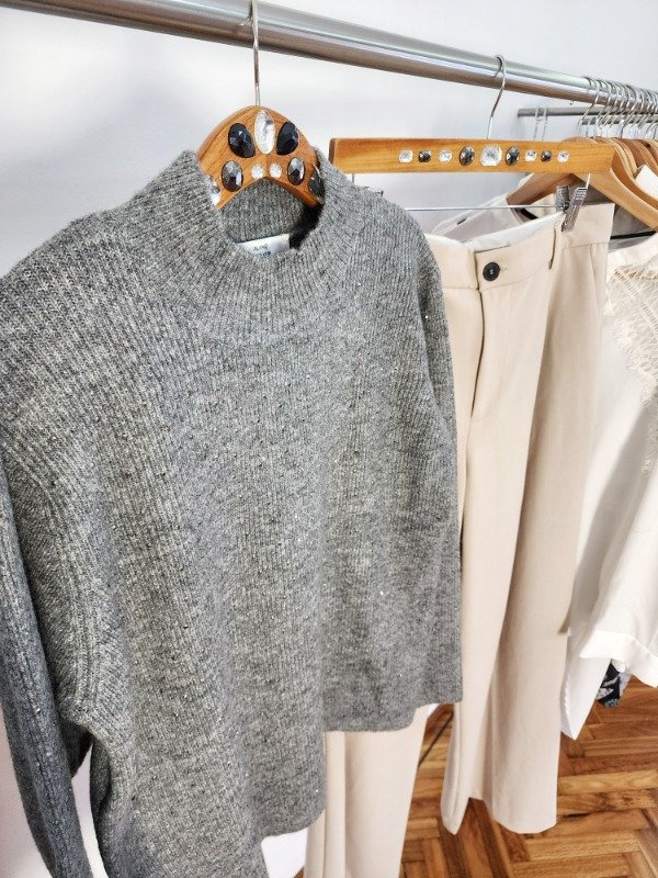 Producto - Sueter gris con brillos ALANIZ